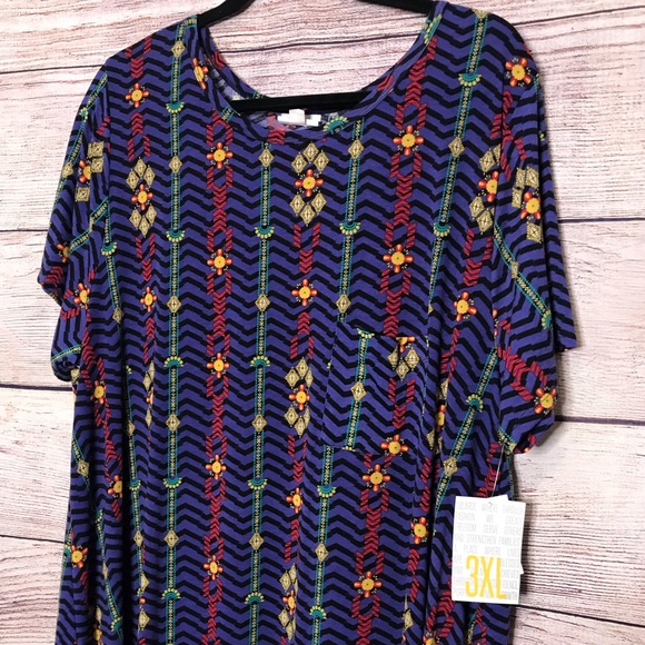 LuLaRoe Dresses & Skirts - Lularoe Carly Dress 3XL